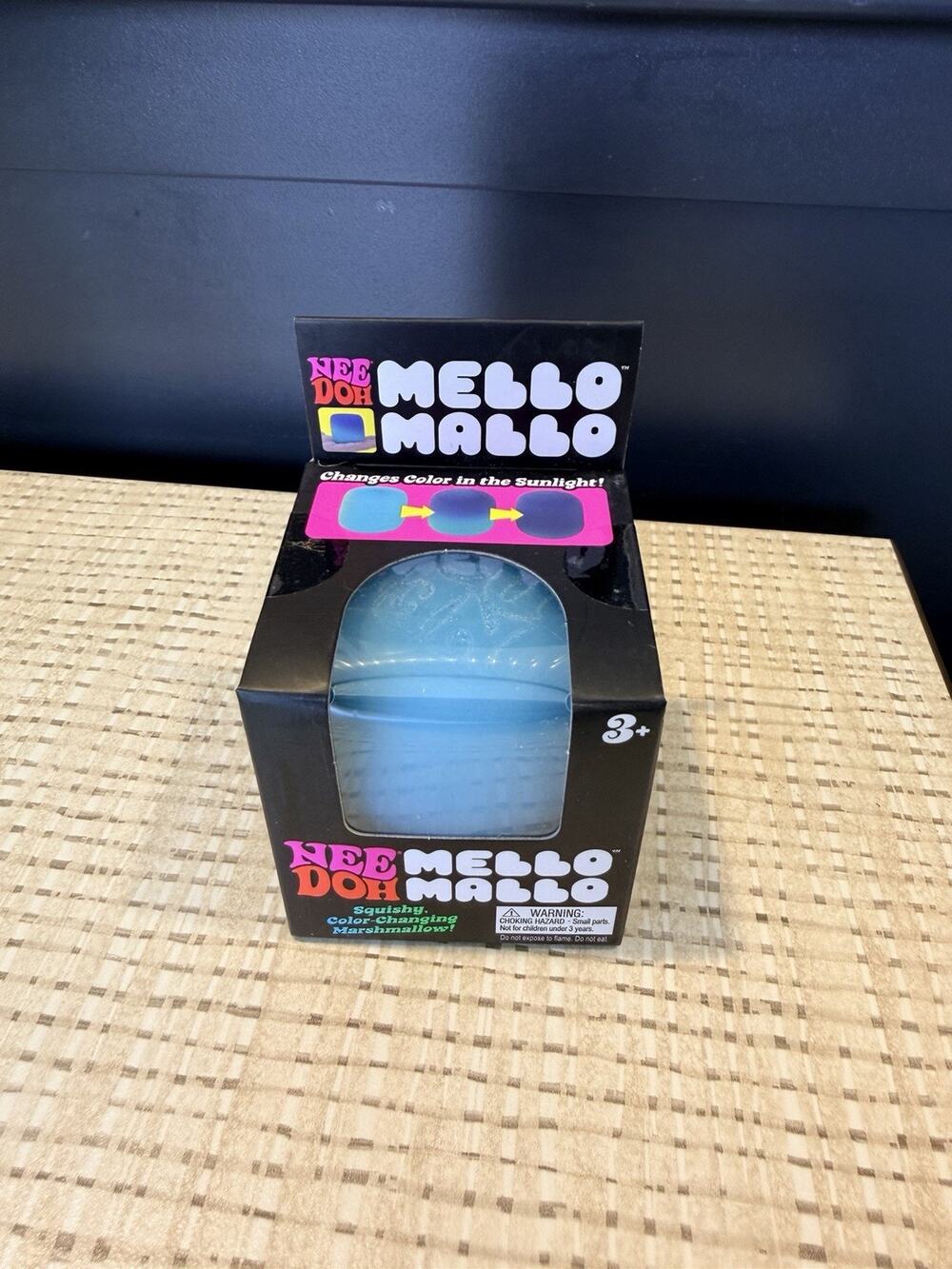 NEEDOH Mello Mallo blue - Color Change Marshmallow Sensory/Stress Toy NEW!